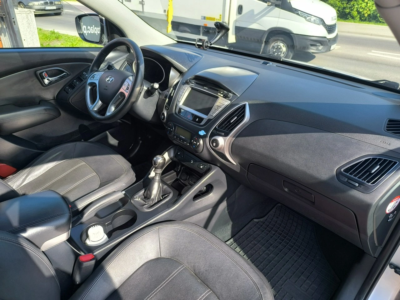 Hyundai ix35 - Zdjęcie 22