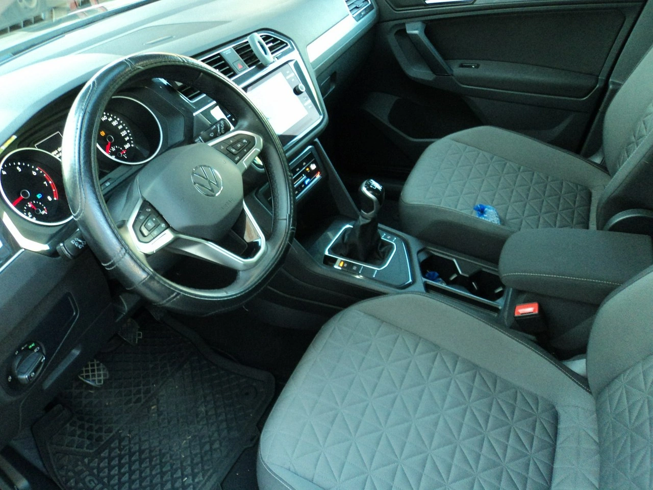 Volkswagen Taigun - Zdjęcie 9