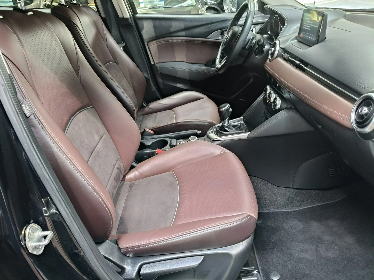 Mazda CX-3 - Zdjęcie 14