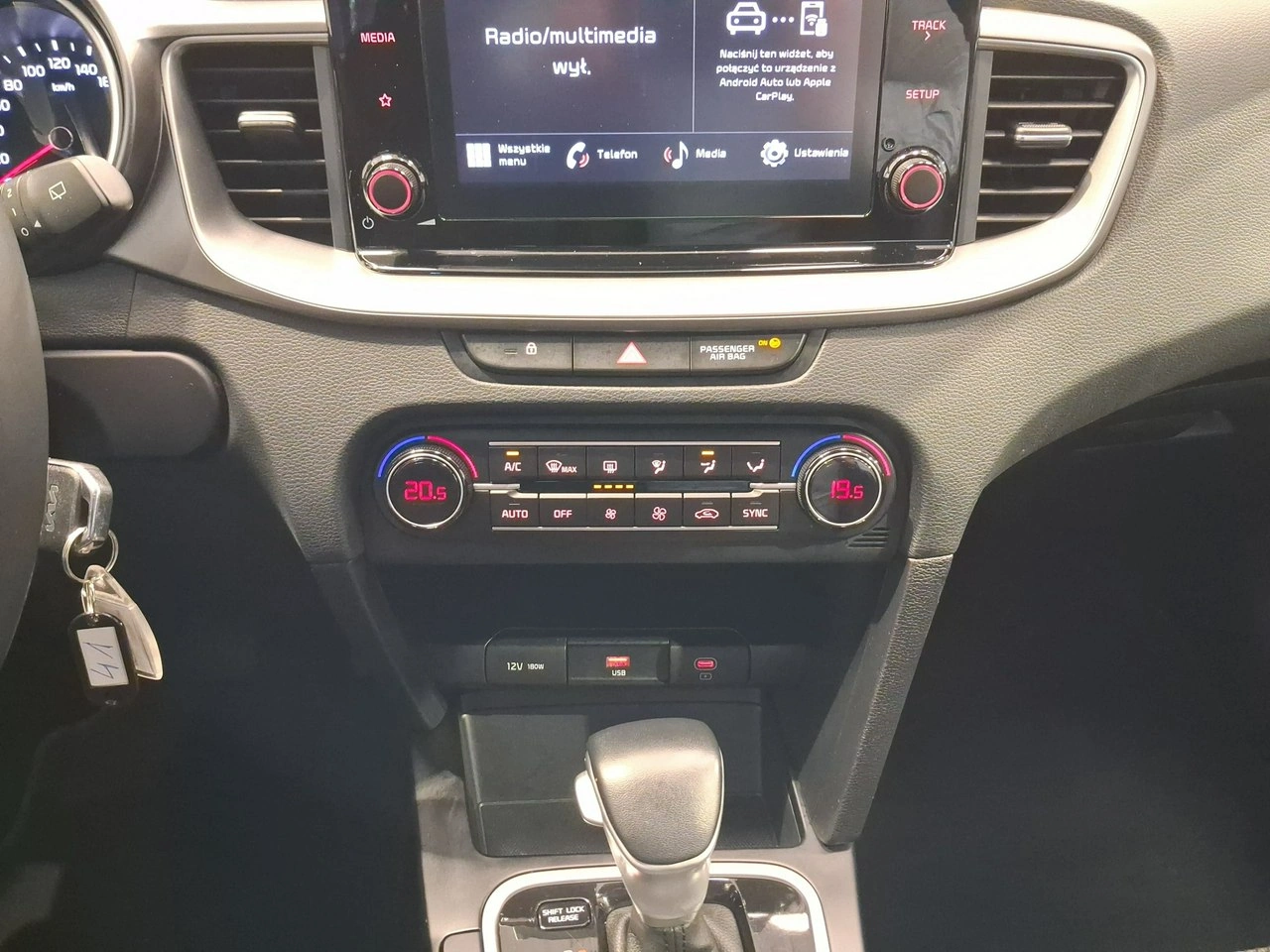 Kia XCeed - Zdjęcie 17