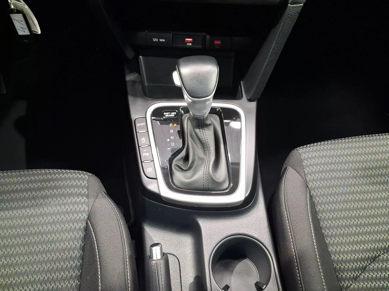 Kia XCeed - Zdjęcie 18