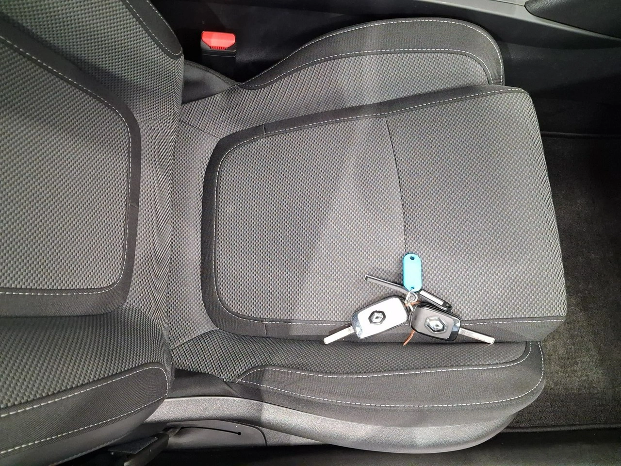 Renault Megane - Zdjęcie 21