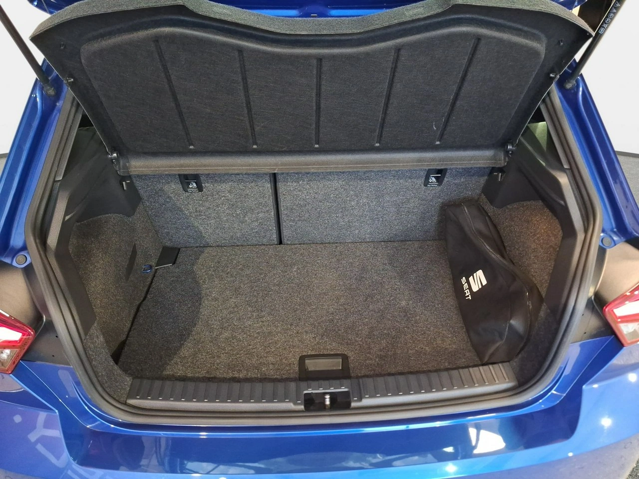 Seat Ibiza - Zdjęcie 10