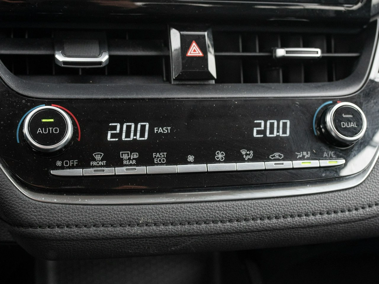 Toyota Corolla - Zdjęcie 16