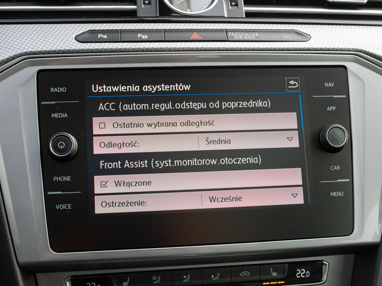 Volkswagen Passat Alltrack - Zdjęcie 23