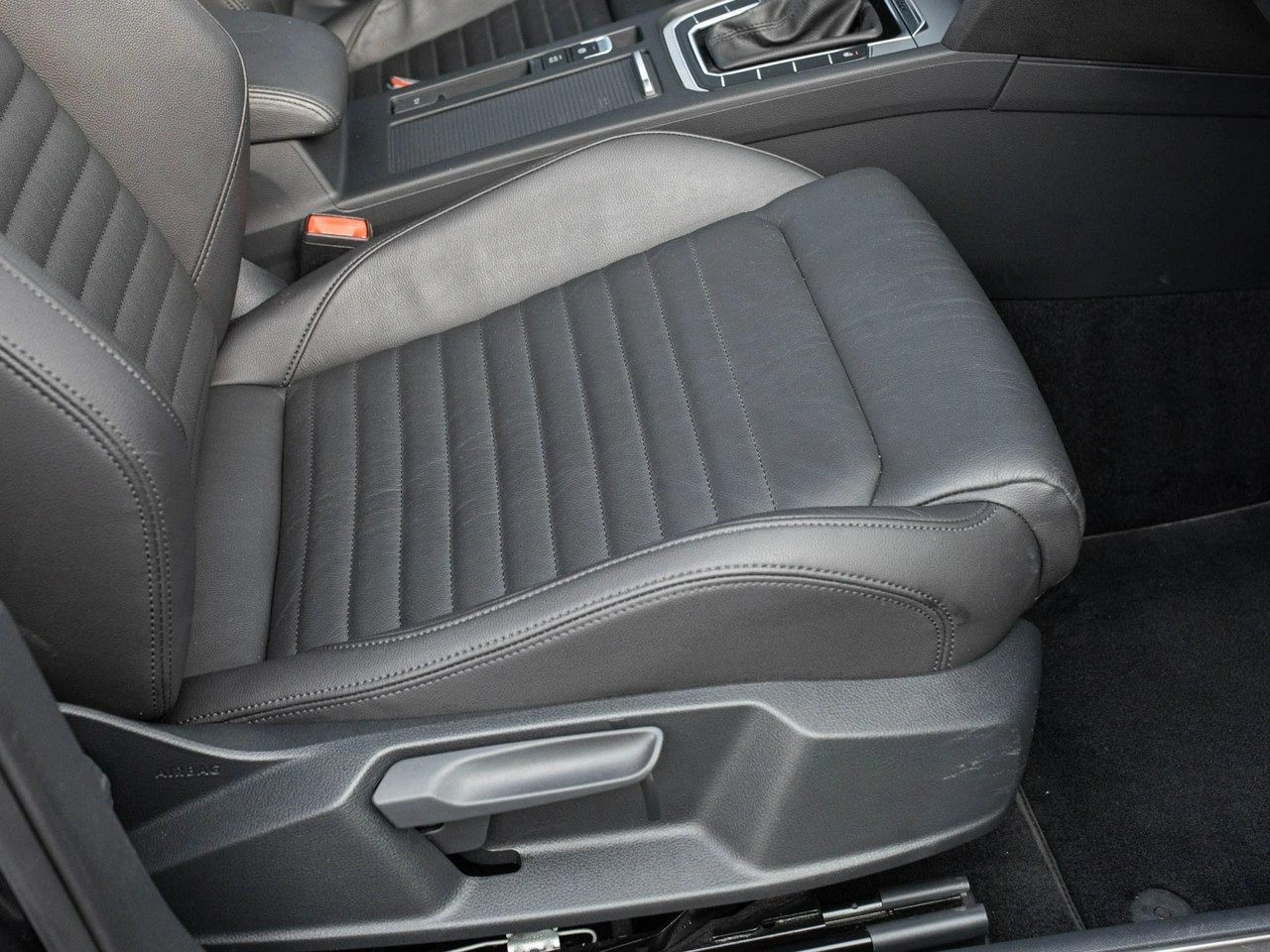 Volkswagen Passat Alltrack - Zdjęcie 35