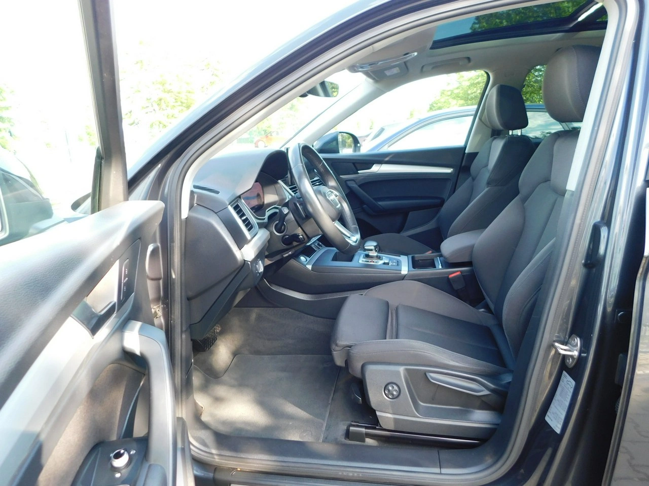Audi Q5 - Zdjęcie 13