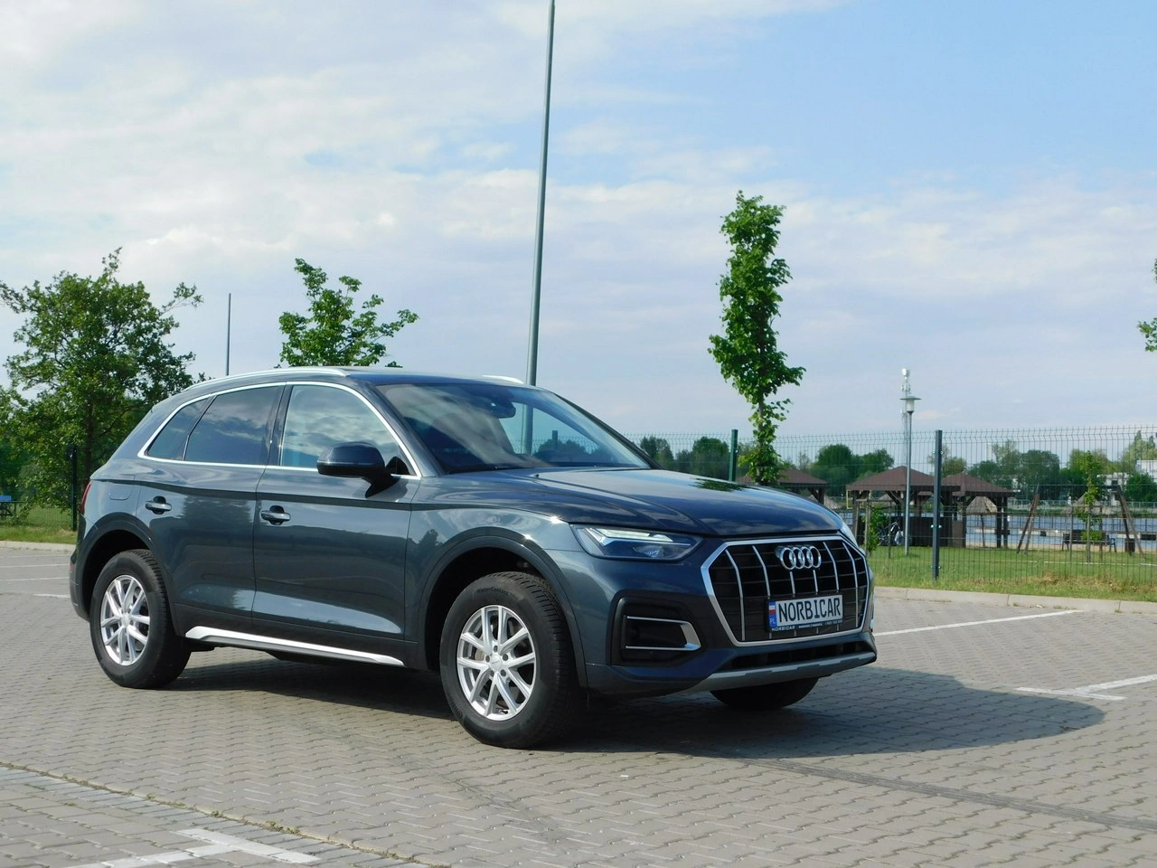 Audi Q5 - Zdjęcie 2