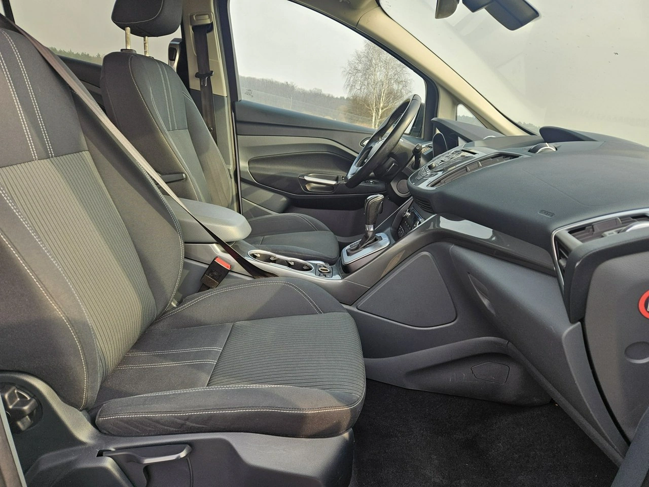 Ford Grand C-MAX - Zdjęcie 11