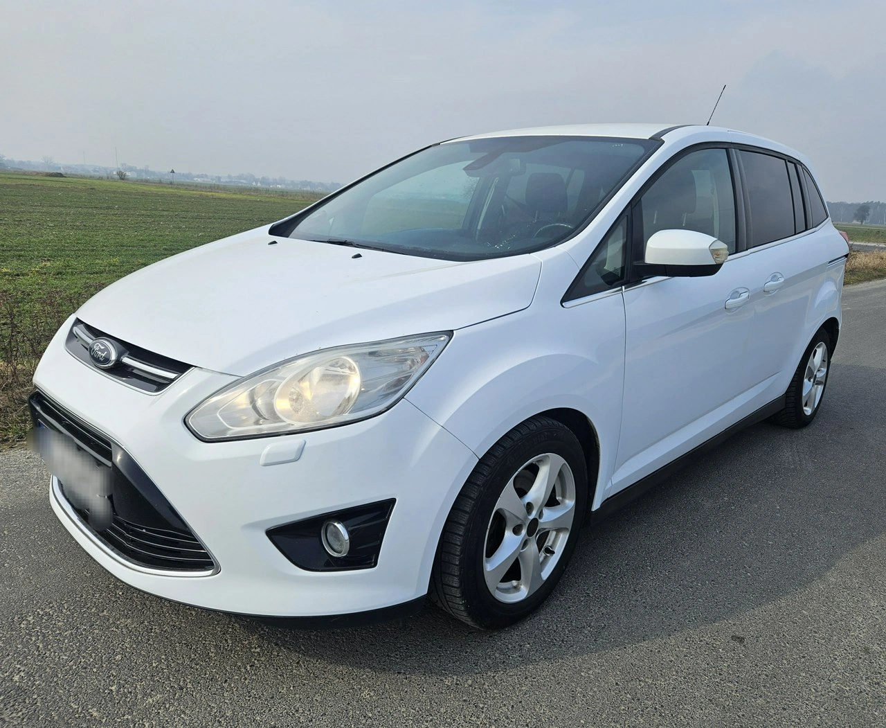 Ford Grand C-MAX - Główne zdjęcie