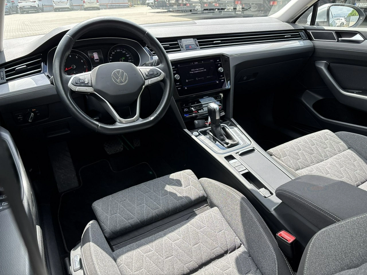 Volkswagen Passat - Zdjęcie 11