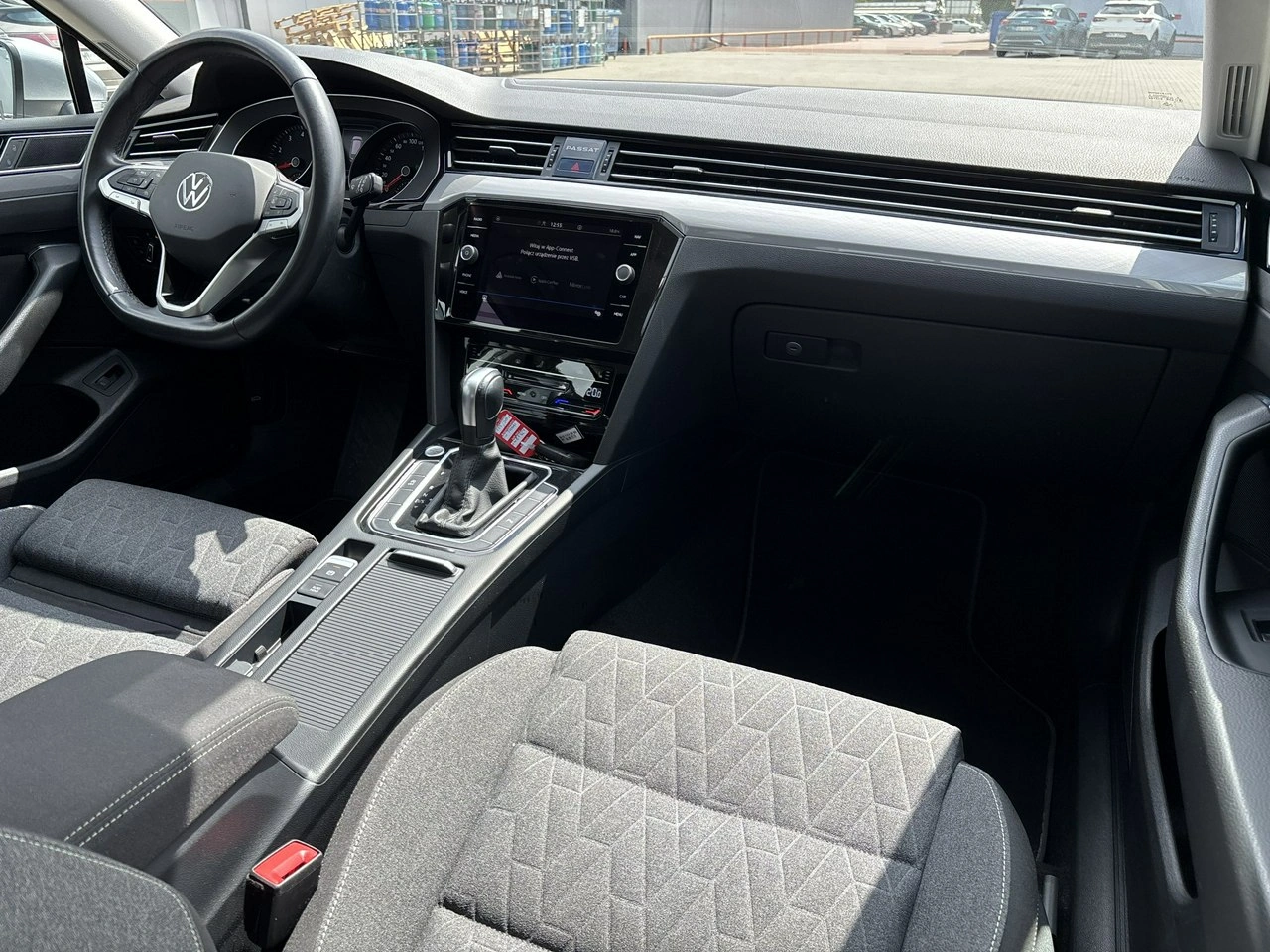 Volkswagen Passat - Zdjęcie 14