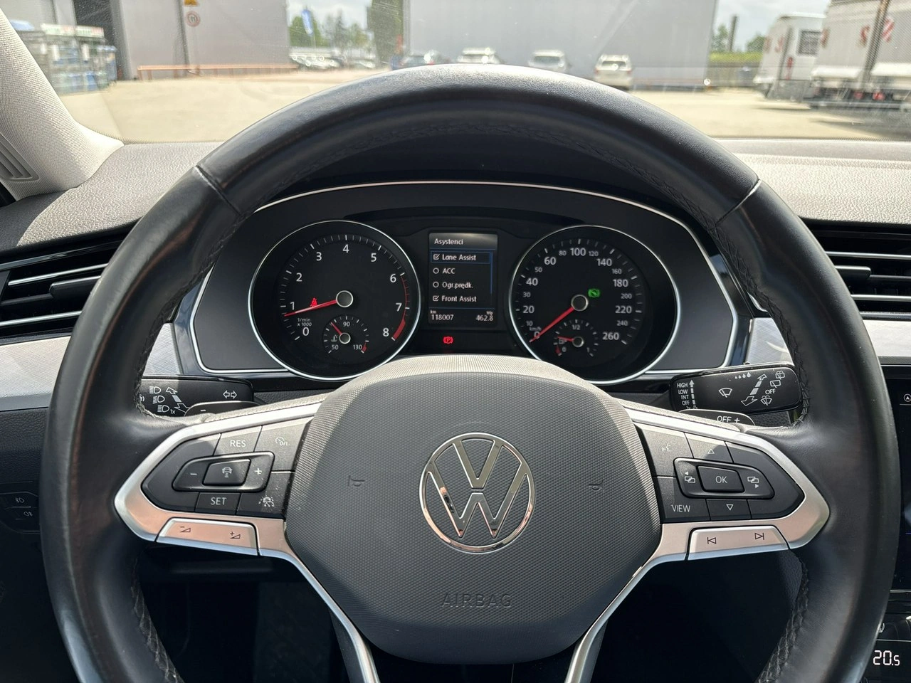 Volkswagen Passat - Zdjęcie 16