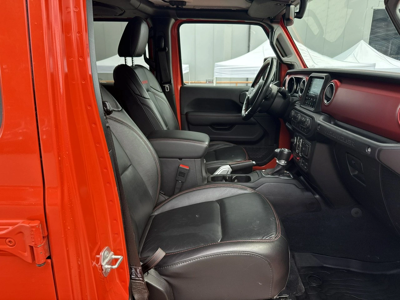 Jeep Wrangler - Zdjęcie 18