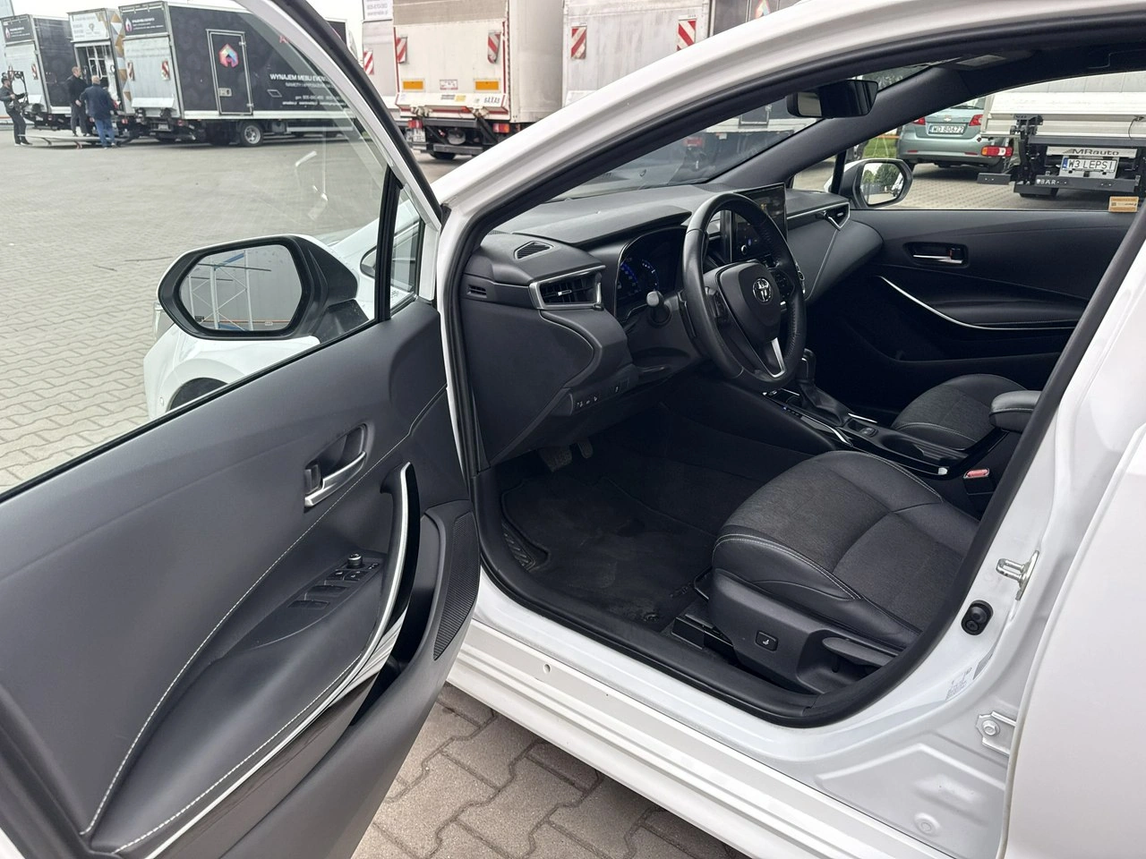 Toyota Corolla - Zdjęcie 9