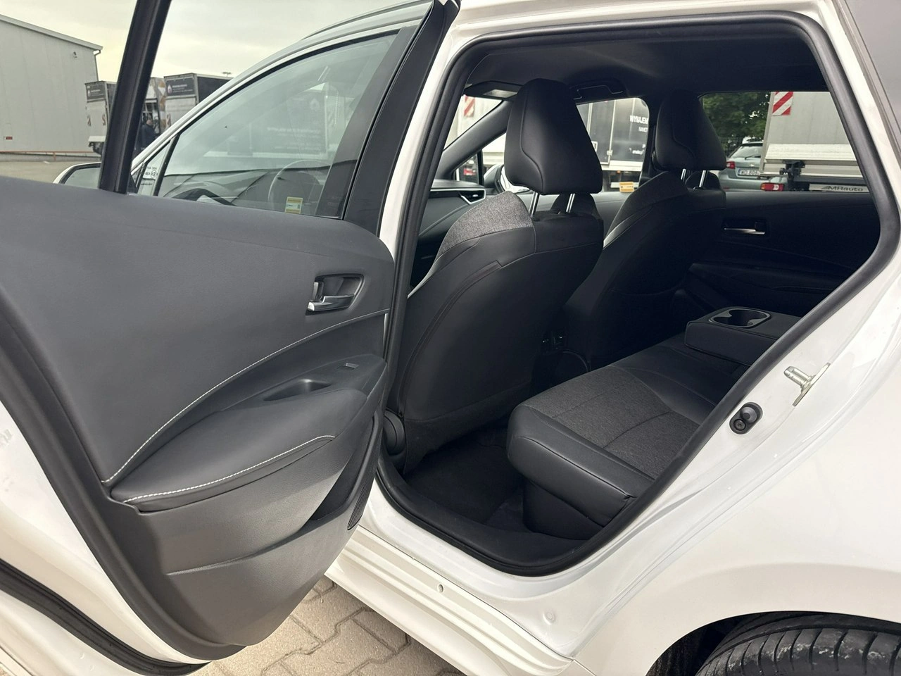 Toyota Corolla - Zdjęcie 13