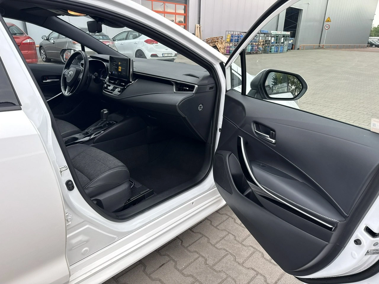 Toyota Corolla - Zdjęcie 18