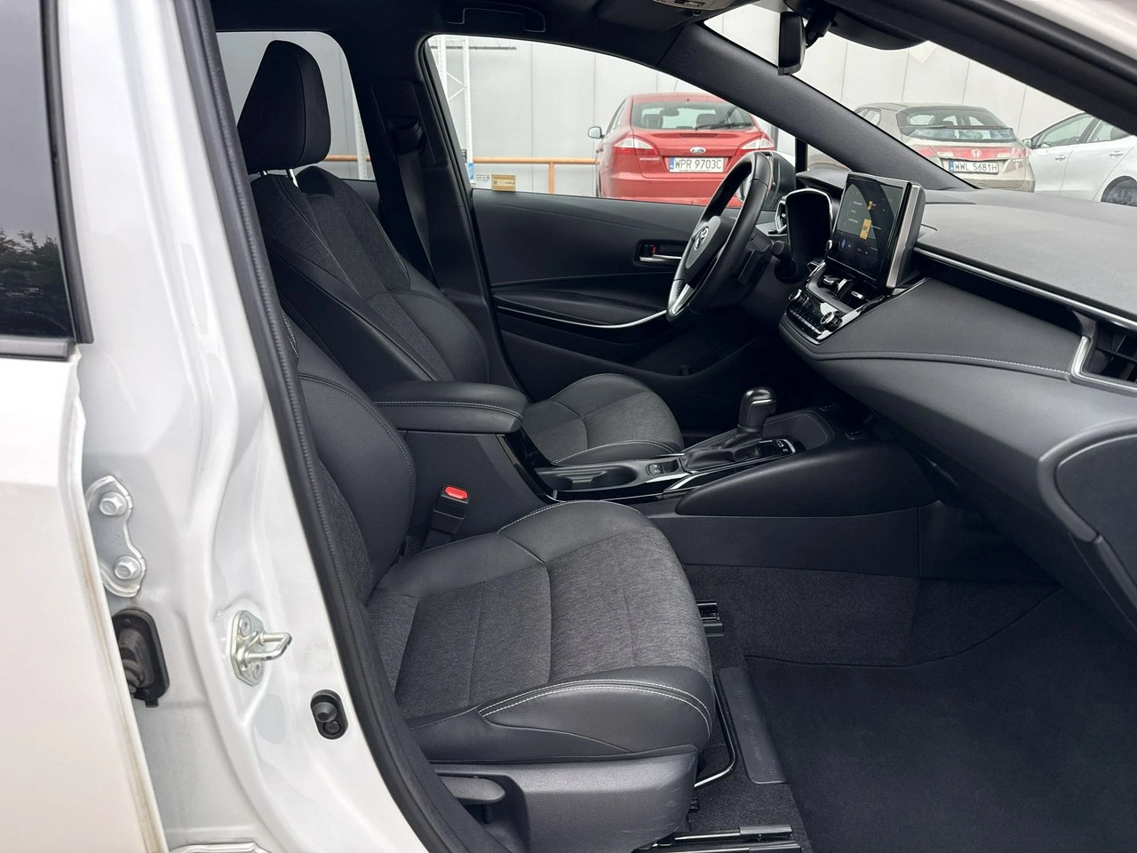 Toyota Corolla - Zdjęcie 19