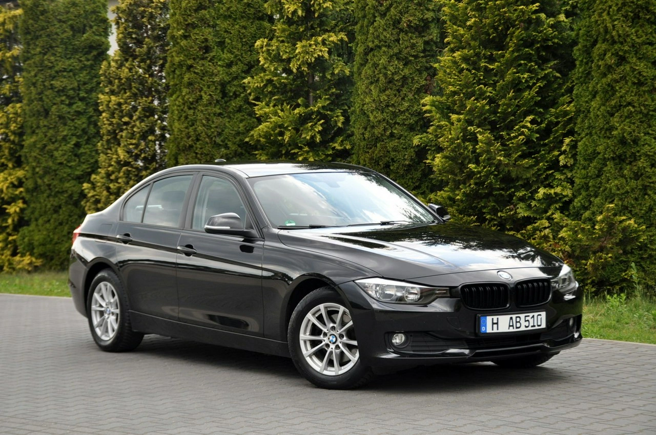 BMW 318 - Zdjęcie 2