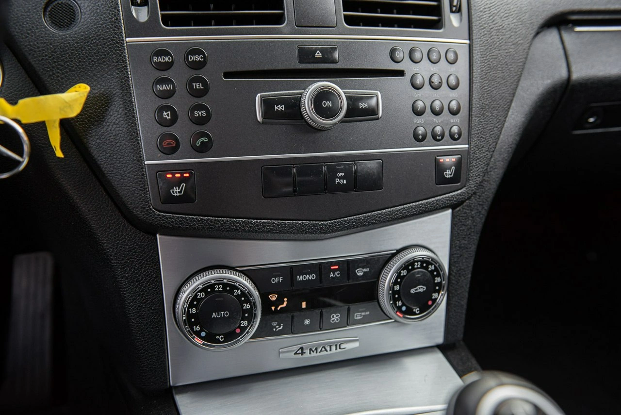 Mercedes C 350 - Zdjęcie 20