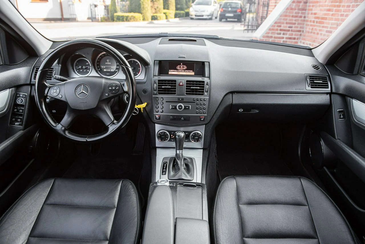 Mercedes C 350 - Zdjęcie 4