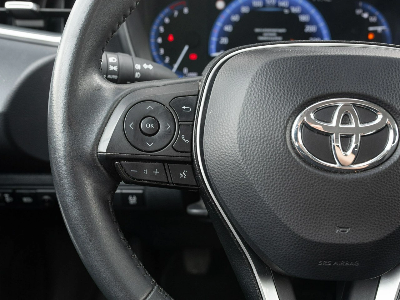 Toyota Corolla - Zdjęcie 13