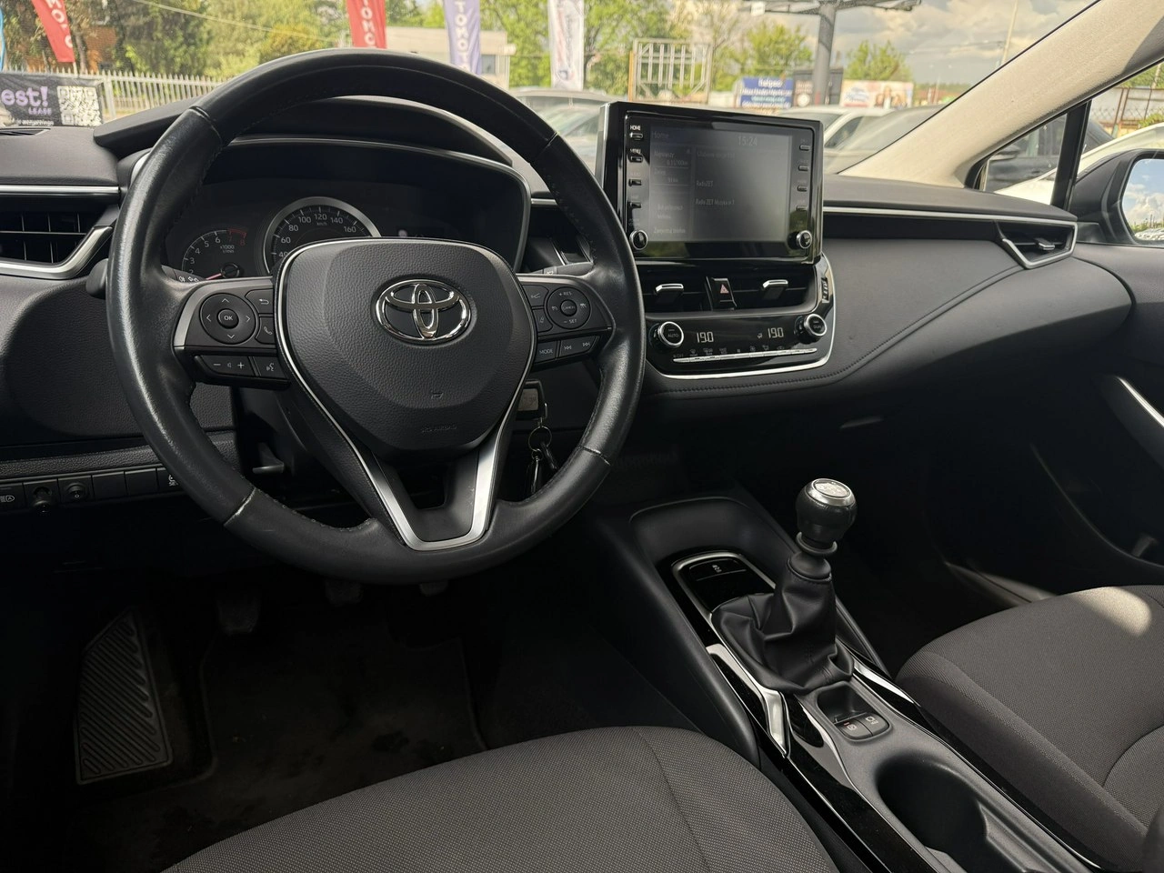 Toyota Corolla - Zdjęcie 12
