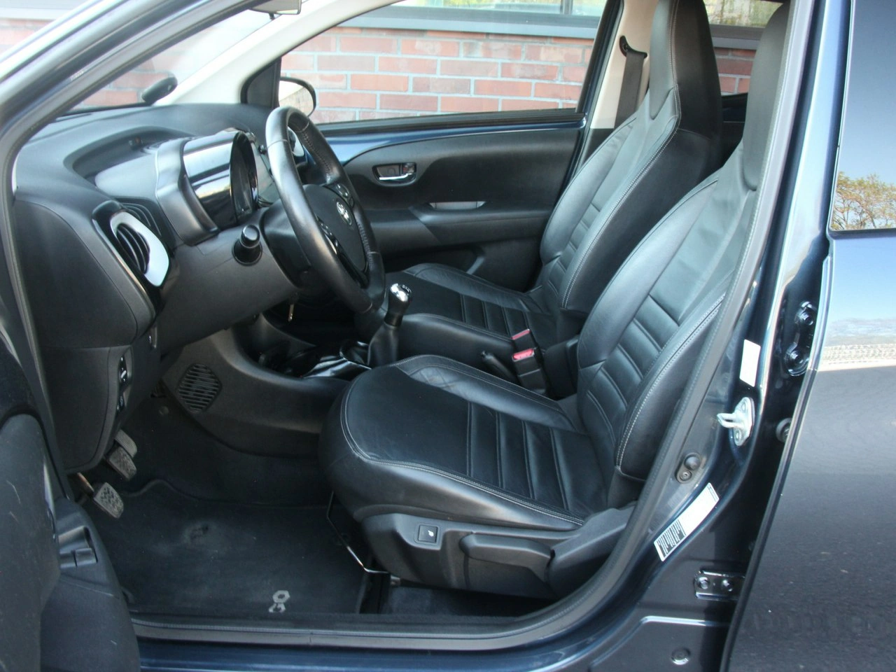 Toyota Aygo - Zdjęcie 9