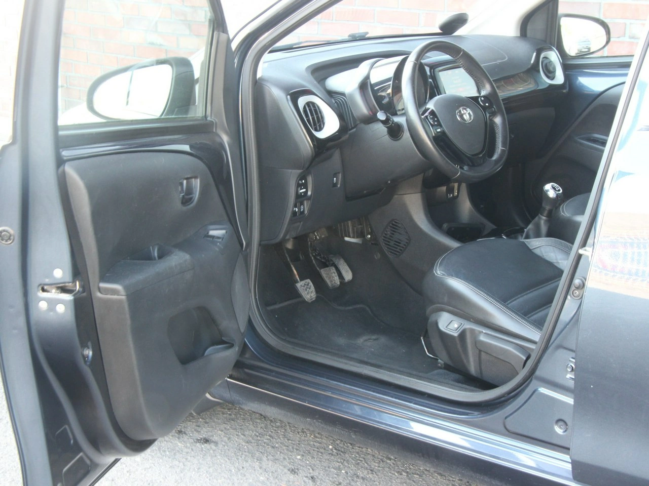 Toyota Aygo - Zdjęcie 11