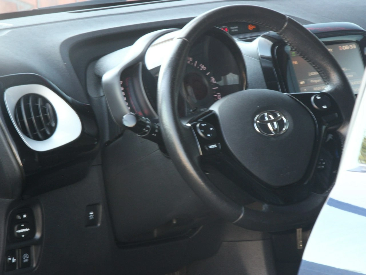 Toyota Aygo - Zdjęcie 13