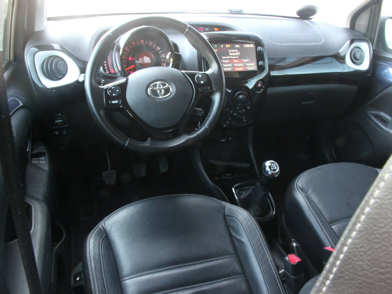 Toyota Aygo - Zdjęcie 15