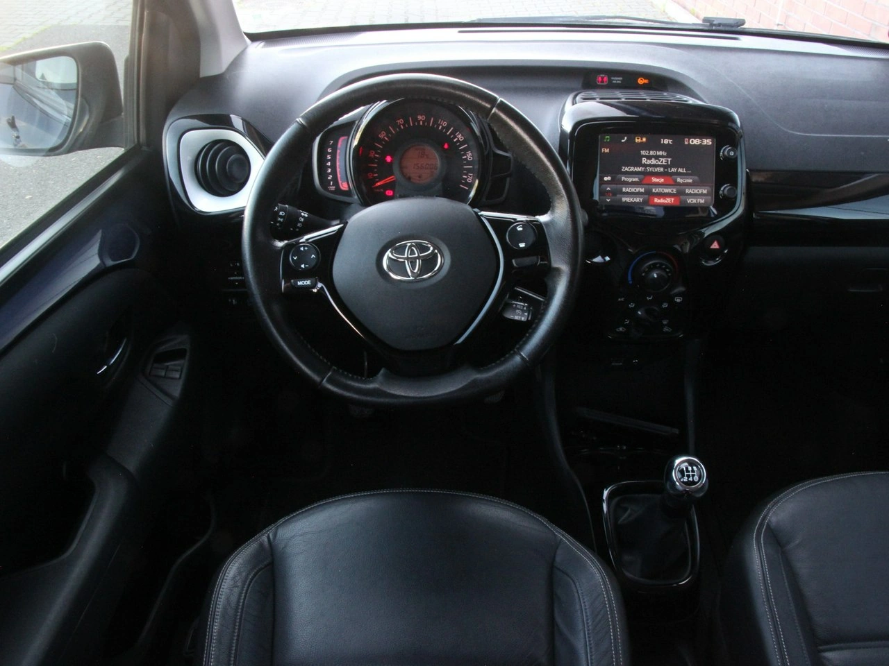 Toyota Aygo - Zdjęcie 16