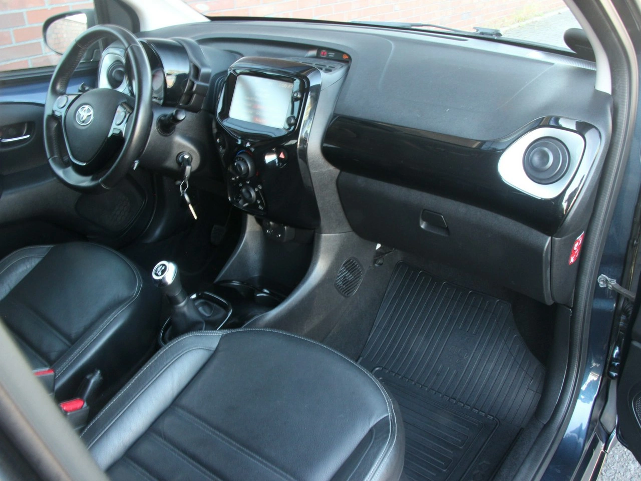 Toyota Aygo - Zdjęcie 28