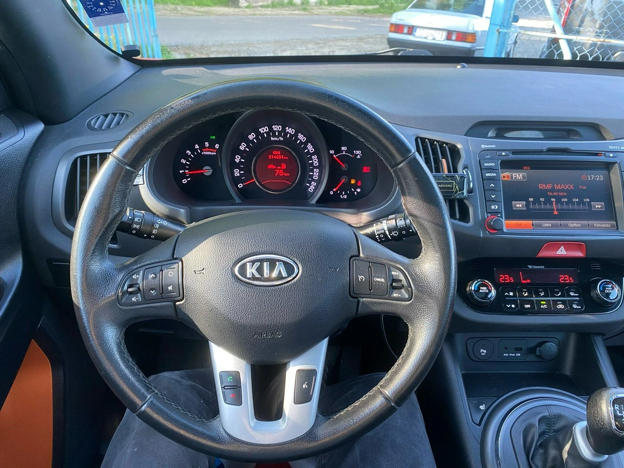 Kia Sportage - Zdjęcie 27