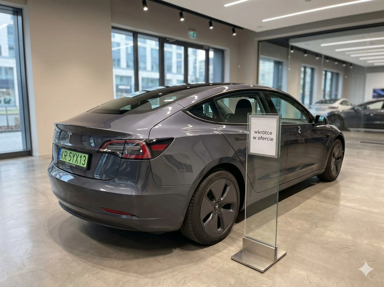 Tesla Model 3 - Zdjęcie 1