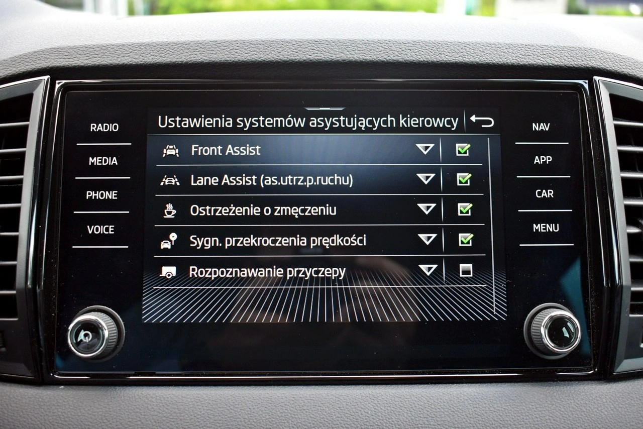 Skoda Karoq - Zdjęcie 21