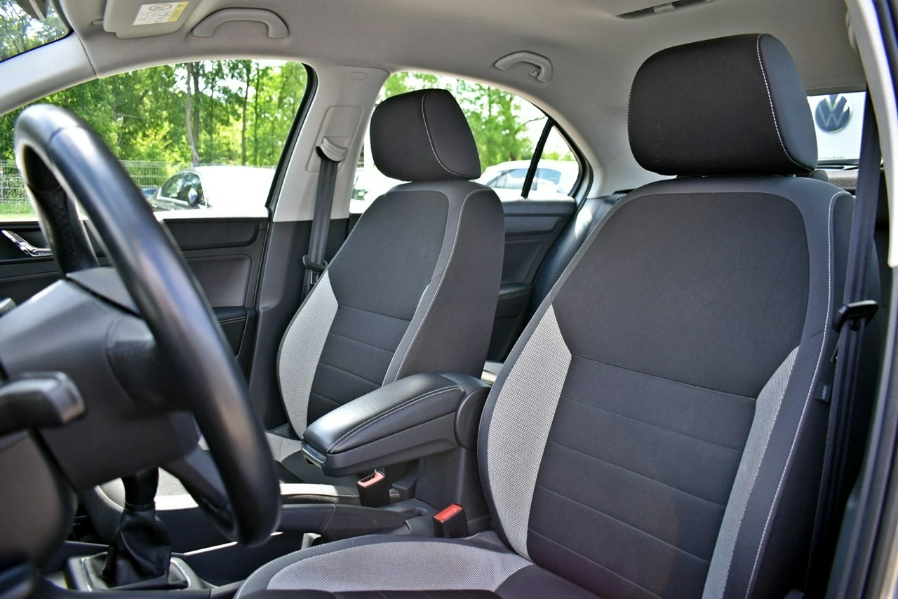 Skoda RAPID - Zdjęcie 9