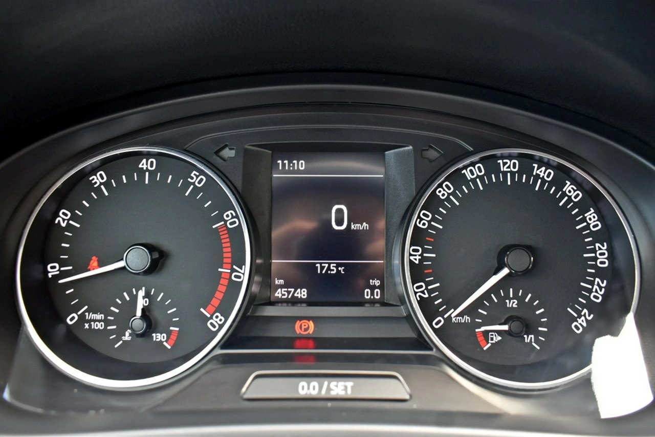 Skoda RAPID - Zdjęcie 13