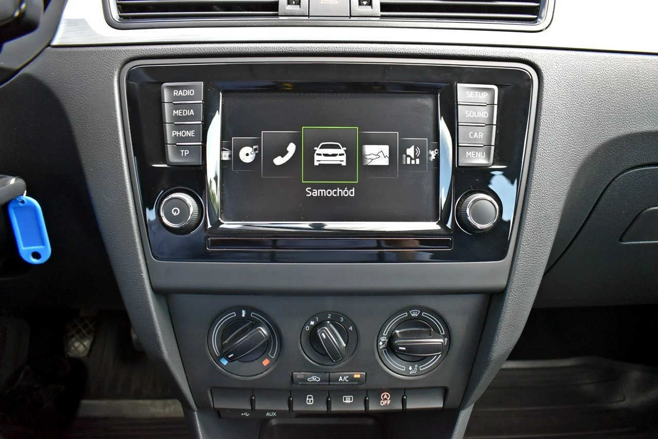Skoda RAPID - Zdjęcie 16