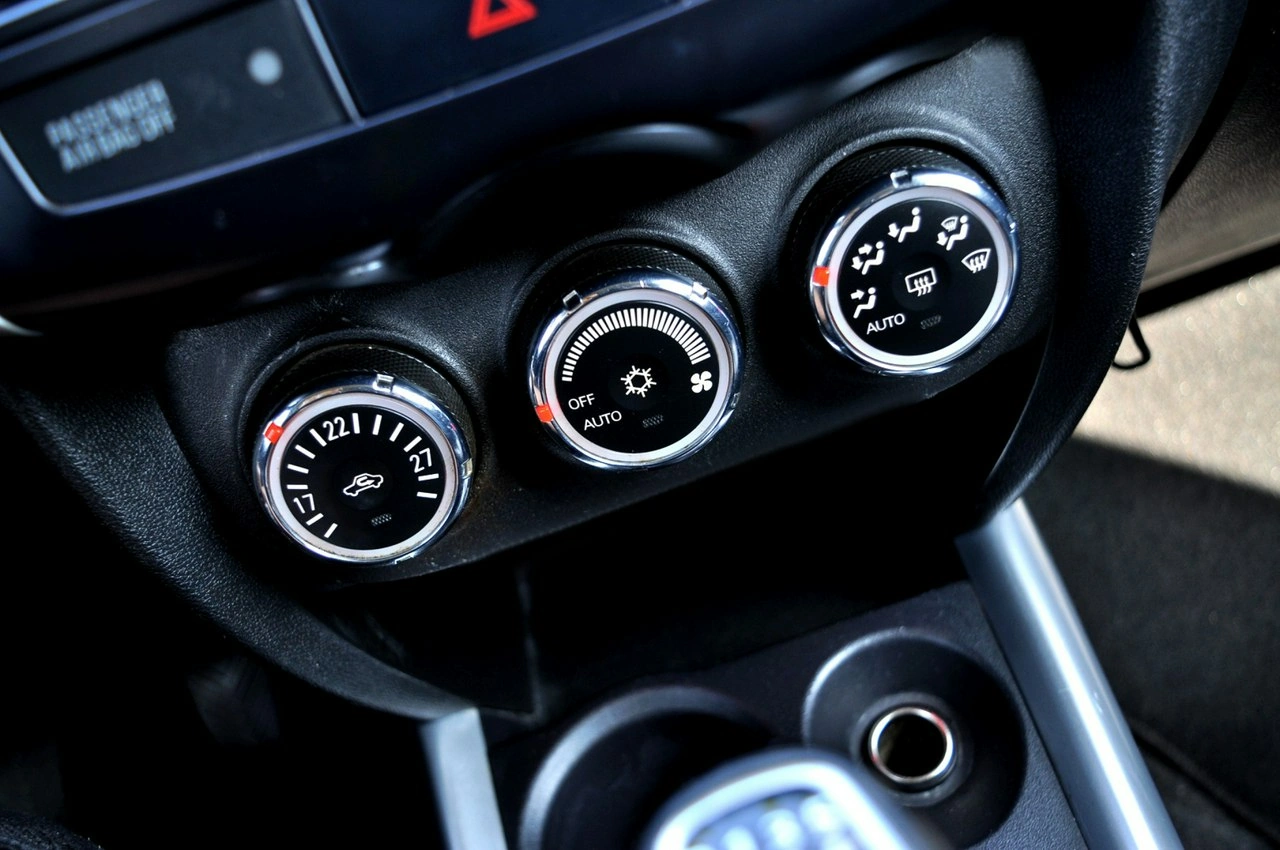 Mitsubishi ASX - Zdjęcie 16