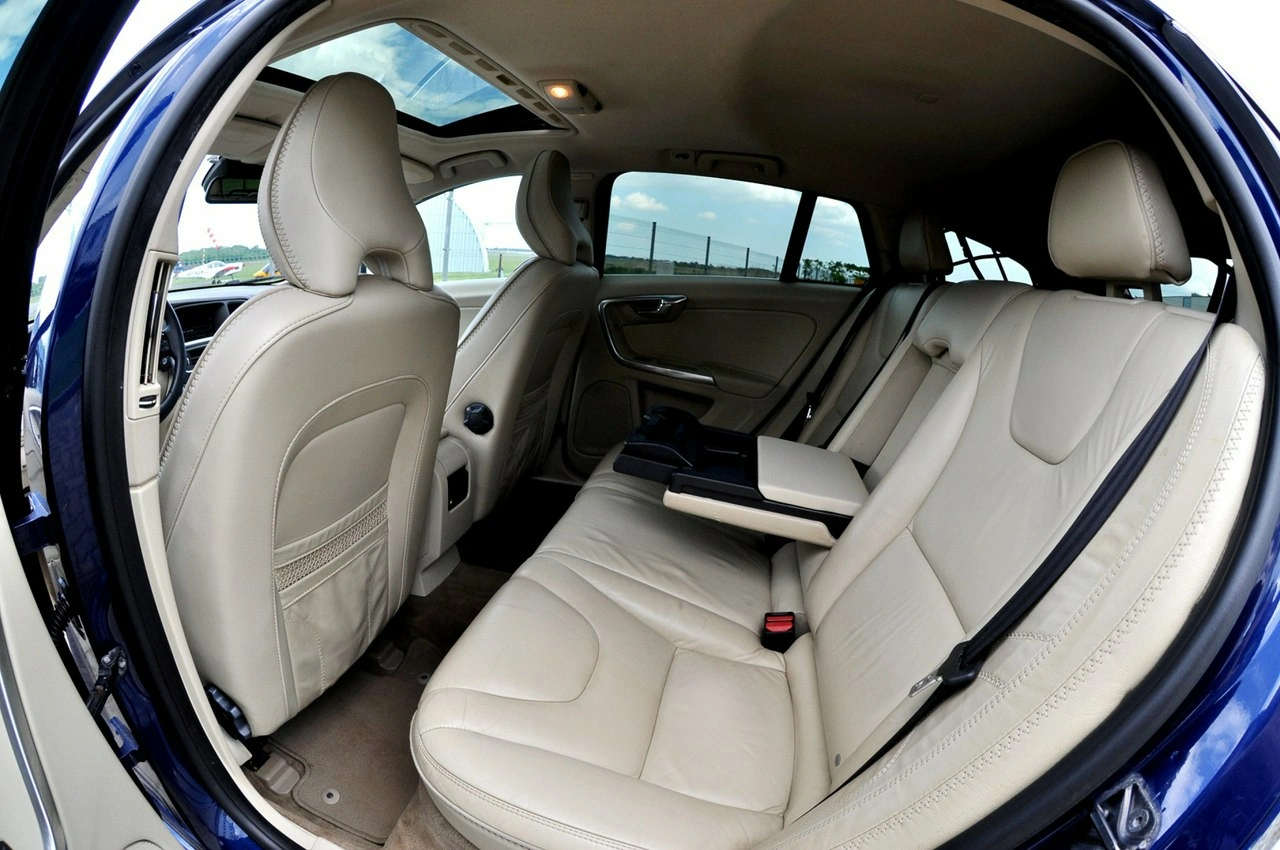 Volvo V60 - Zdjęcie 9