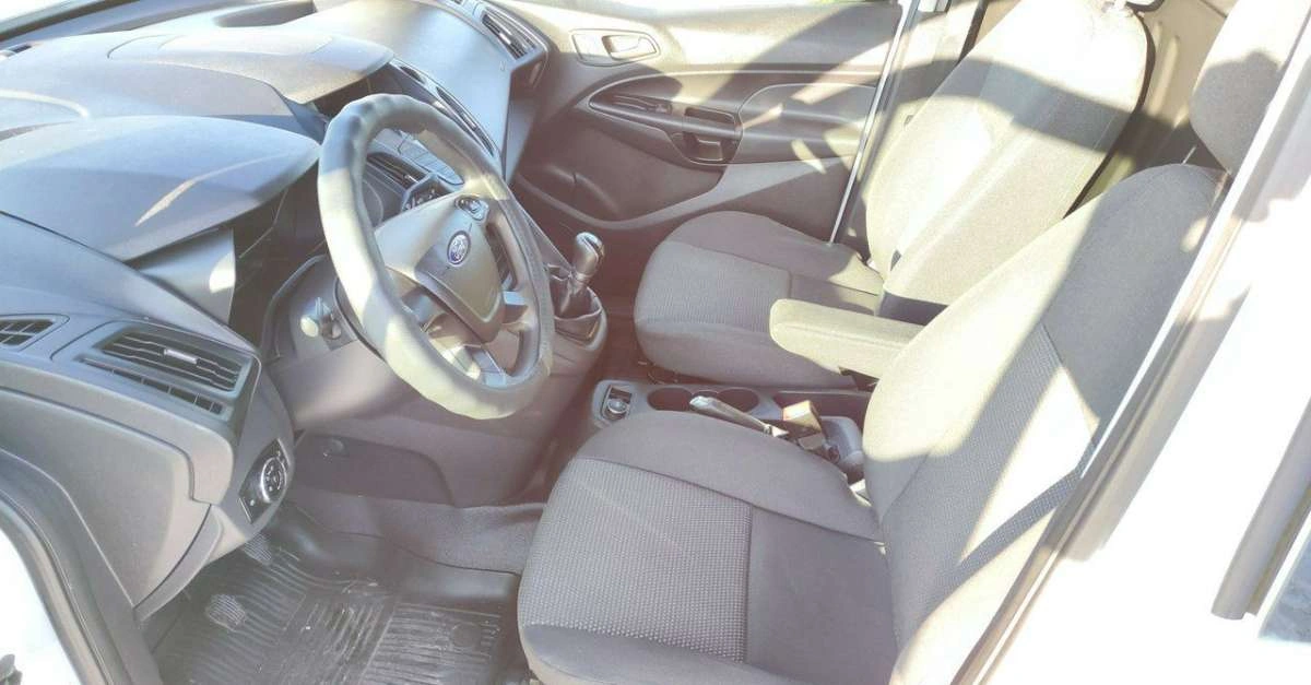 Ford Transit Connect - Zdjęcie 31