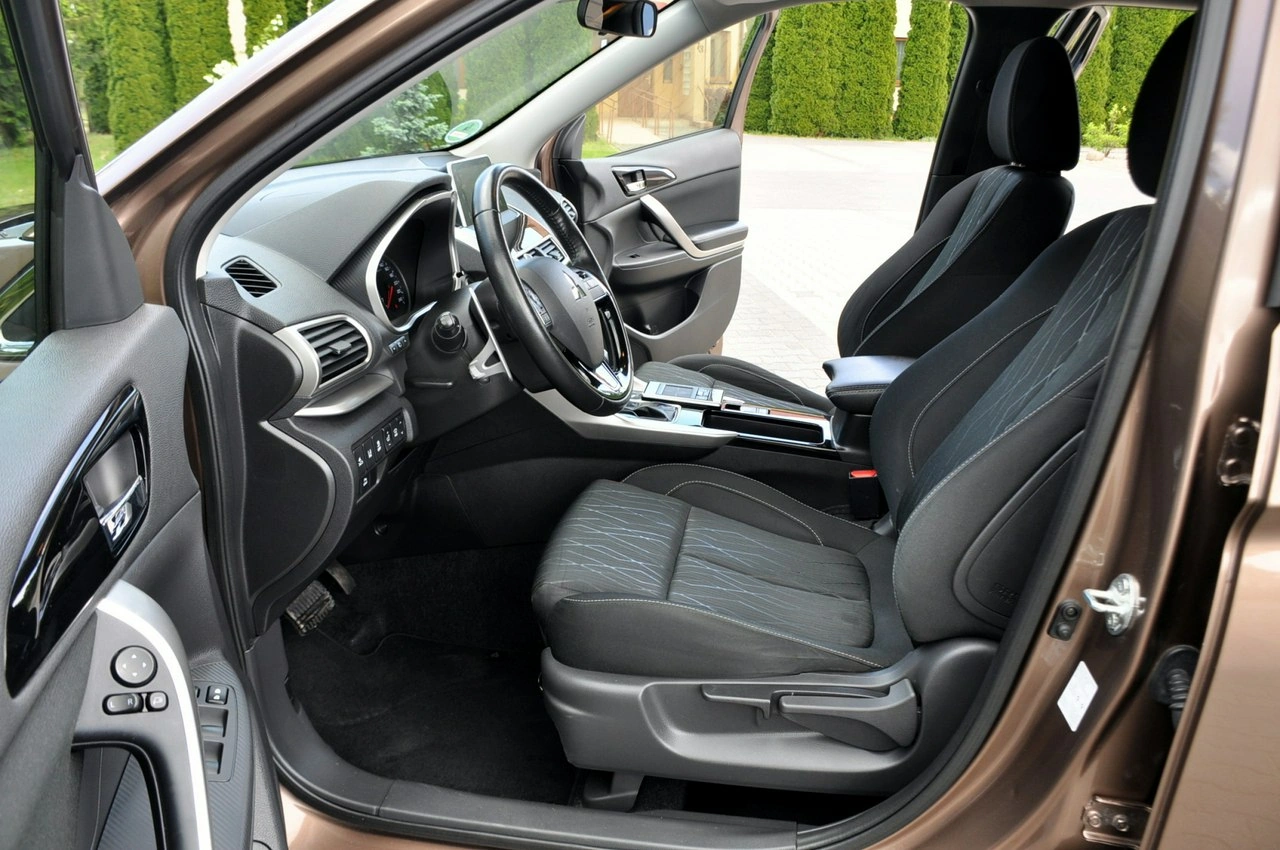 Mitsubishi Eclipse Cross - Zdjęcie 20
