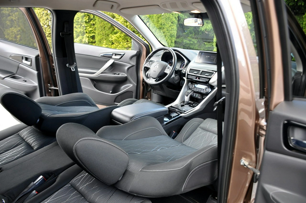 Mitsubishi Eclipse Cross - Zdjęcie 22