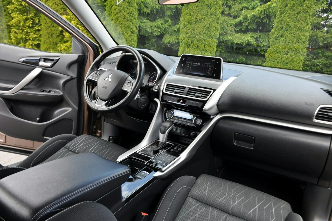 Mitsubishi Eclipse Cross - Zdjęcie 23