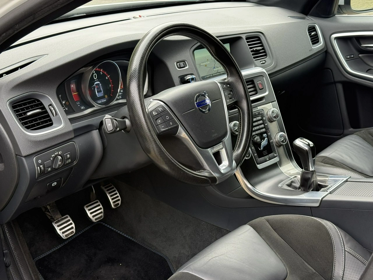 Volvo S60 - Zdjęcie 18