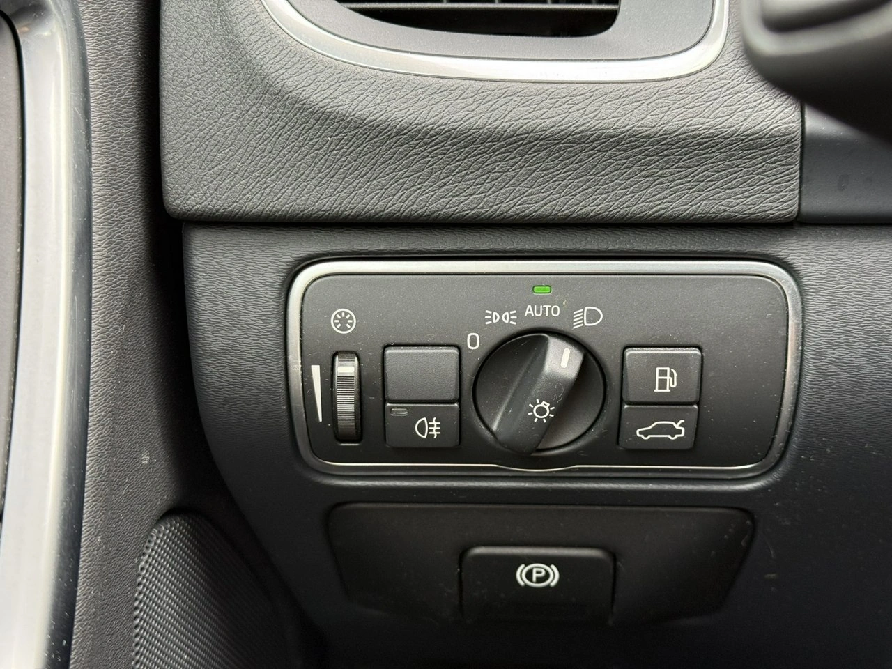 Volvo S60 - Zdjęcie 25