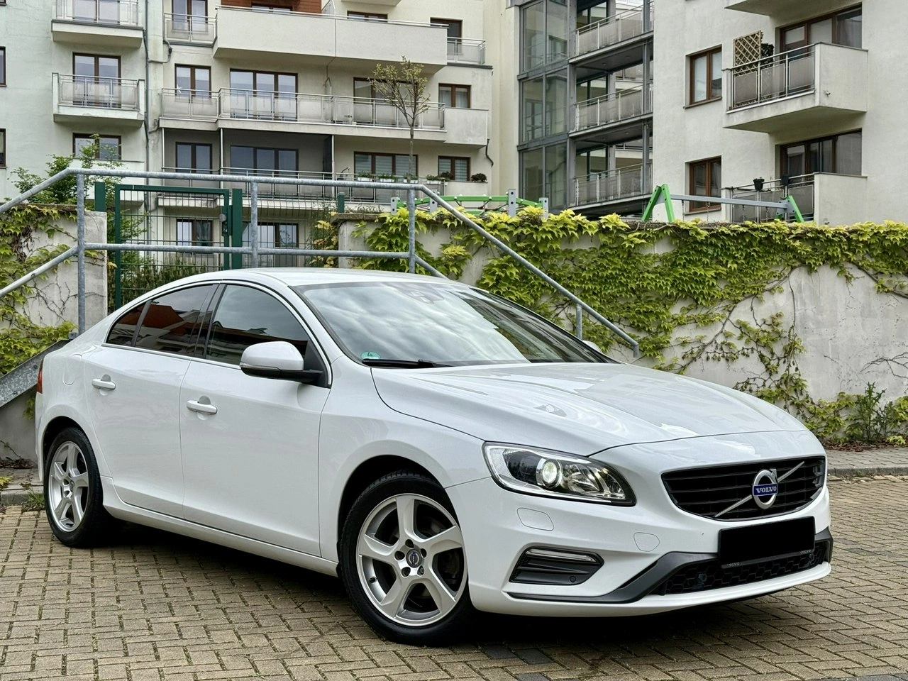 Volvo S60 - Zdjęcie 3