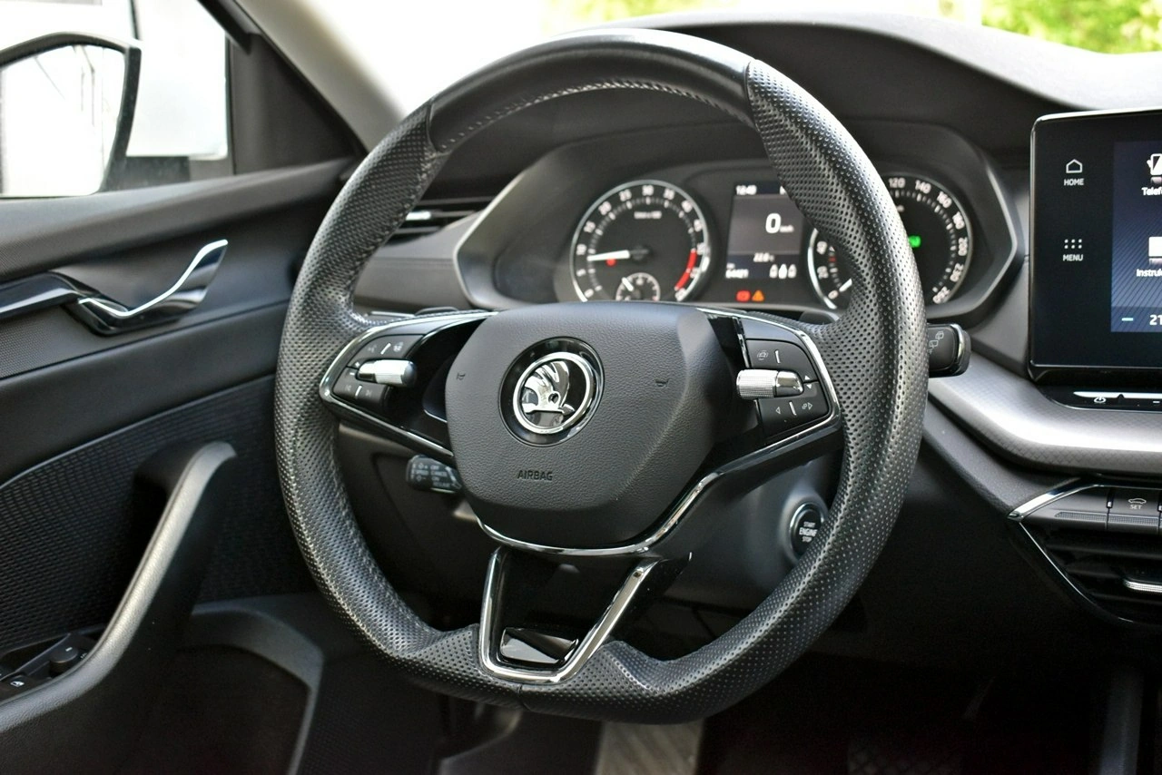 Skoda Octavia - Zdjęcie 18