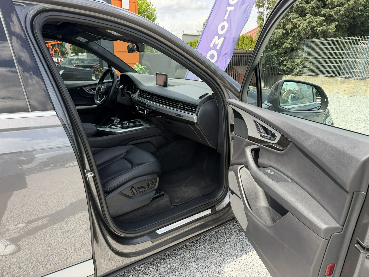 Audi Q7 - Zdjęcie 23